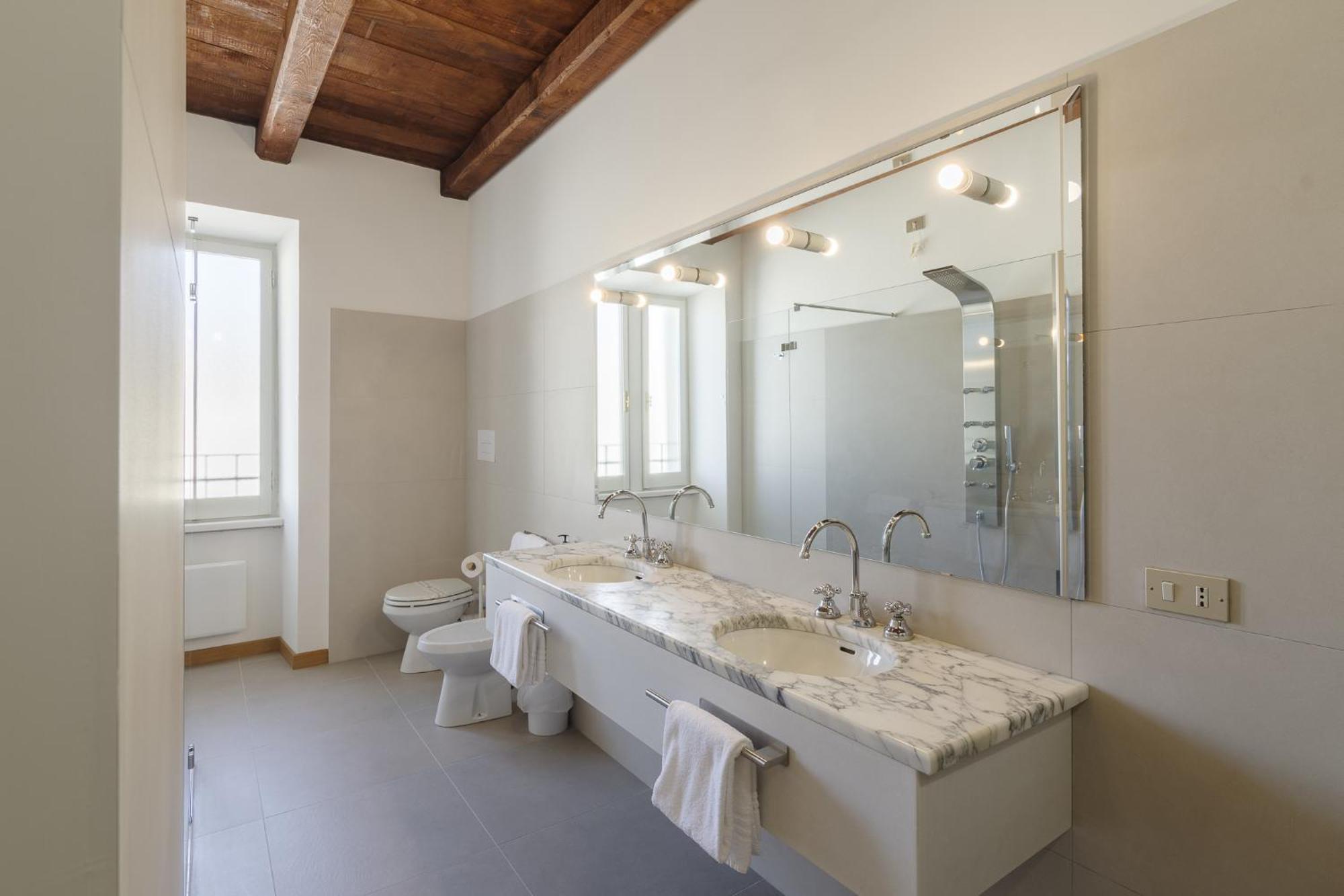 Palazzo Dragoni Hotel Spoleto Exterior photo